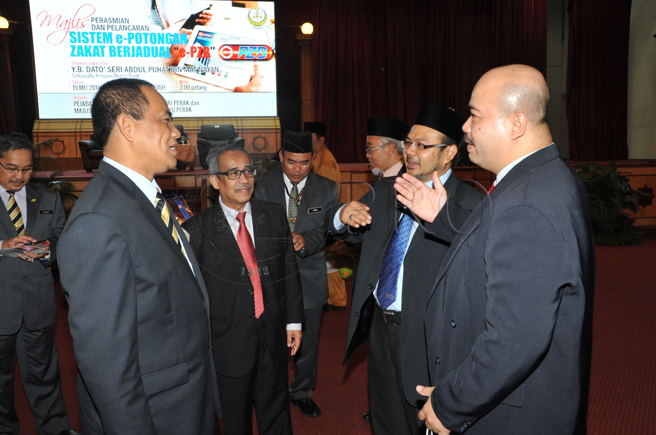 PRO 14 44 EPZB PRO 6201